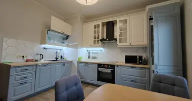 Appartement 3 chambres avec Meublesd, avec Internet, avec Réfrigérateur dans Nevsky District, Fédération de Russie