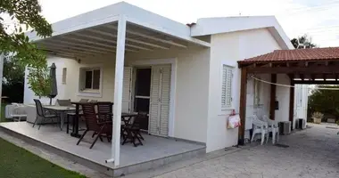 3 bedroom house in Dromolaxia - Meneou Municipality, Cyprus