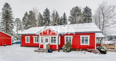 Casa 5 habitaciones en Raahe, Finlandia