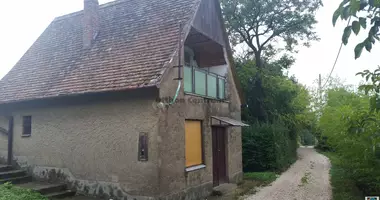 2 room house in Nagytotfalu, Hungary
