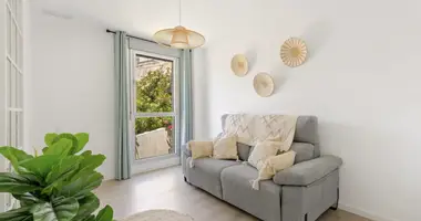 Mieszkanie 4 pokoi w Estepona, Hiszpania