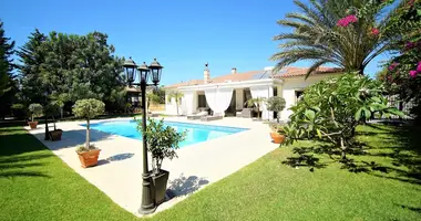 5 bedroom house in Kamares, Cyprus