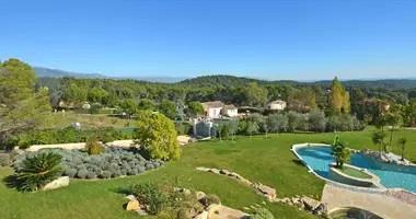 Villa 6 bedrooms with Elevator, with Sauna in Mougins, France