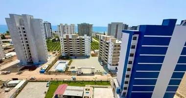 2 bedroom apartment in Mezitli, Turkey
