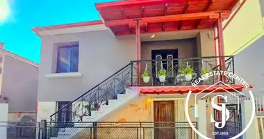 3 bedroom townthouse in Agia Paraskevi, Greece