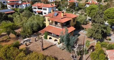 Villa 4 chambres avec Vue sur la montagne, avec Vue de la ville dans Nikiti, Grèce