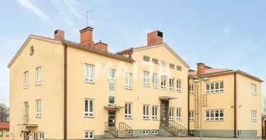 Bureau 4 442 m² dans Hollola, Finlande