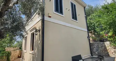Villa 2 zimmer in Rijeka Rezevici, Montenegro