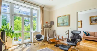 3 bedroom apartment in Warsaw, Poland