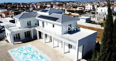 4 bedroom house in Aradhippou, Cyprus