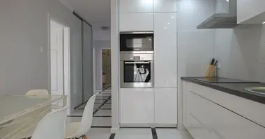 Apartamento 3 habitaciones en Knorydy, Polonia