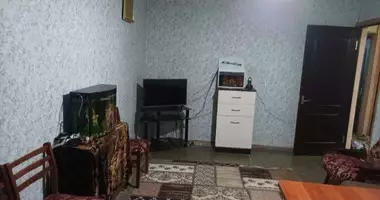 Квартира 3 комнаты с балконом, с кондиционером, с бытовой техникой в Мирзо-Улугбекский район, Узбекистан
