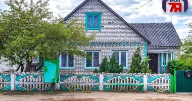 Casa en Pleshchanitsy, Bielorrusia