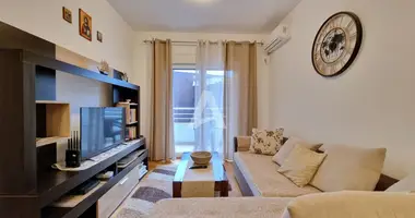 Appartement 2 chambres avec parkovka parking, avec Vue sur la montagne dans Budva, Monténégro