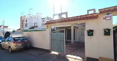 Townhouse 2 bedrooms in Torrevieja, Spain