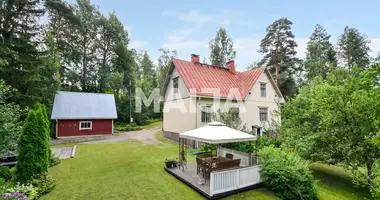 Haus 8 zimmer in Kouvolan seutukunta, Finnland