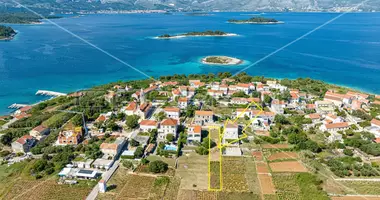 Plot of land in Lumbarda, Croatia
