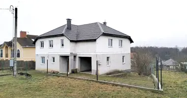 Haus in Piatryskauski siel ski Saviet, Weißrussland