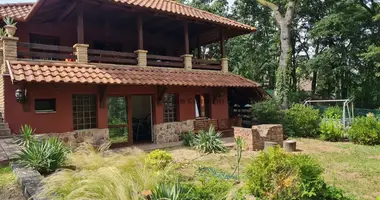 Casa 4 habitaciones en Balatonszepezd, Hungría