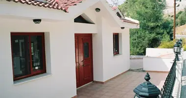 Dom 5 pokojów w Moniatis, Cyprus