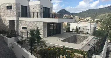 Villa 4 chambres avec Balcon, avec Climatiseur, avec Vue sur la montagne dans Soul Buoy, Tous les pays