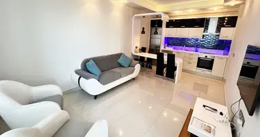 Wohnung 4 Schlafzimmer in Oba, Türkei