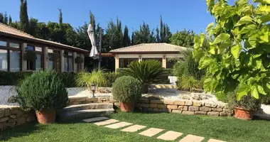 Дом 4 спальни в Куклия, Кипр