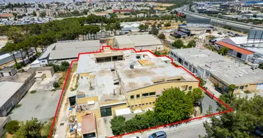 Lager 2 850 m² in Strovolos, Cyprus