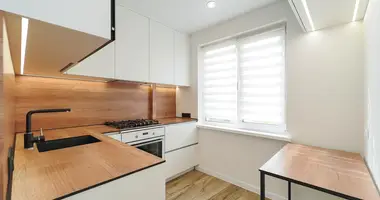 Apartamento 3 habitaciones en Minsk, Bielorrusia