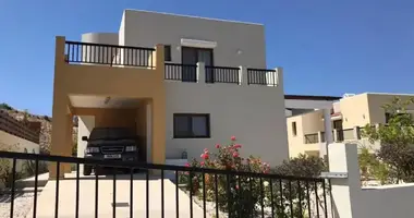 Dom 3 pokoi w Konia, Cypr