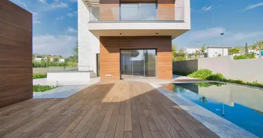 Casa 5 habitaciones en Mouttagiaka, Chipre