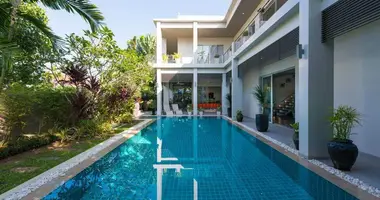 Villa 4 bedrooms with parking, with Balcony, with Furnitured in Phuket, Thailand