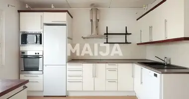 2 bedroom apartment in Helsinki sub-region, Finland