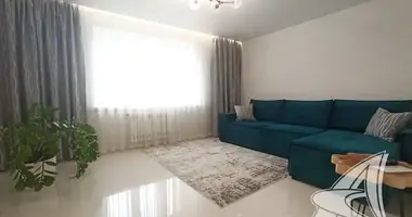 Apartamento 3 habitaciones en Brest, Bielorrusia