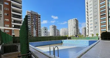 Apartamento 5 habitaciones en Alanya, Turquía