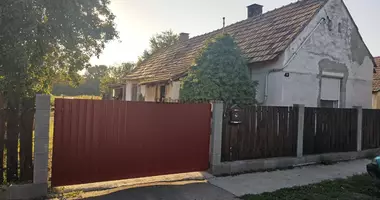 2 room house in Kokut, Hungary