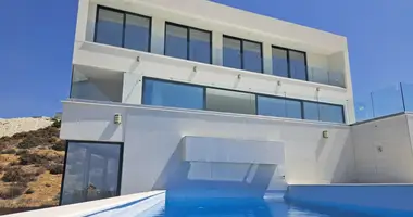 Villa 8 rooms in Limassol District, Cyprus
