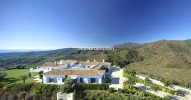 Villa 5 bedrooms in Benahavis, Spain