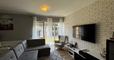 Apartamento 3 habitaciones en Komorniki, Polonia