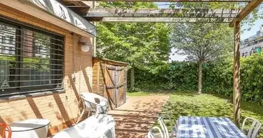 2 bedroom apartment in Madrid, Spain