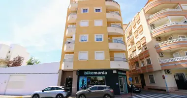 2 bedroom apartment in Torrevieja, Spain