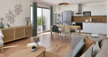 4 bedroom apartment in Metropolitan France, France