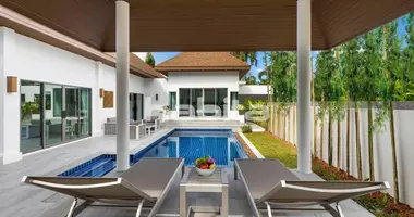 Villa 4 bedrooms with Furnitured, with Air conditioner, in good condition in Phuket, Thailand