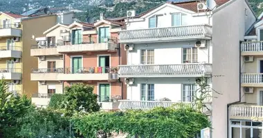 Apartamento 12 habitaciones en Budva, Montenegro