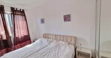 Apartamento 2 habitaciones en Morinj, Montenegro