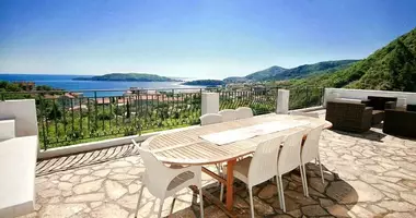 Villa 5 bedrooms with Sea view, with Garage in Budva, Montenegro