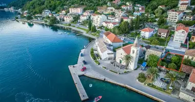 Grundstück in Donja Lastva, Montenegro