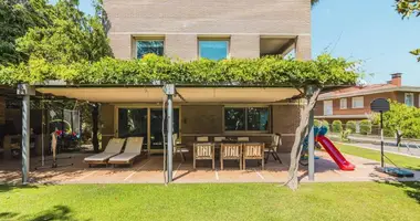 Villa 6 bedrooms in Barcelona, Spain