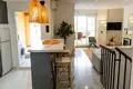 Mieszkanie 2 pokoi 100 m² Marbella, Hiszpania