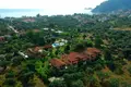 Hotel 837 m² in Chrysi Ammoudia, Greece